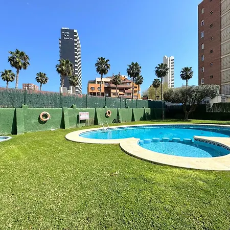 Torre Gerona 15 شقة
